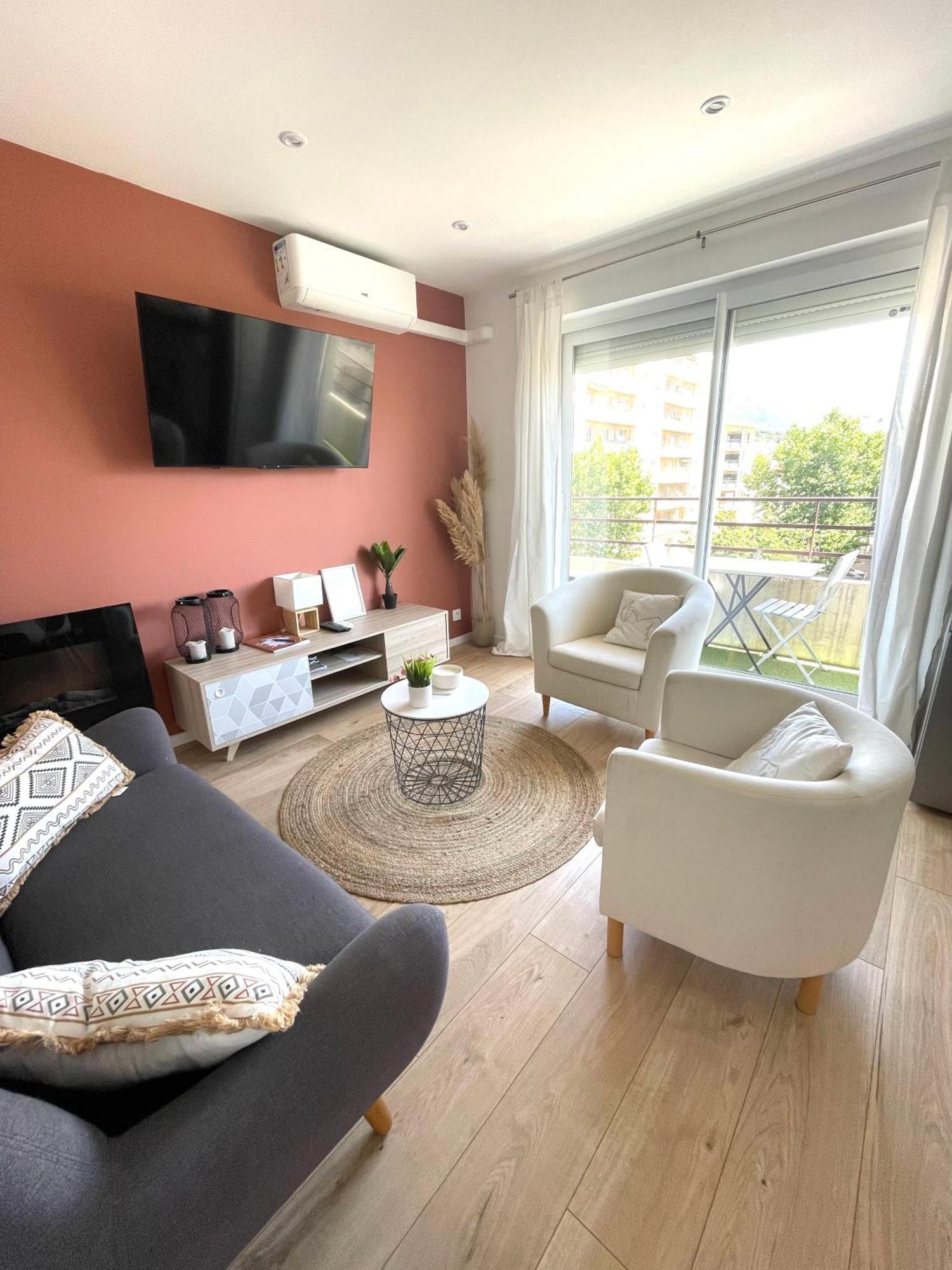 Appartement Le Terra-cota 3 Ch Privees 10' Gare-port Et Plage, Wfi, Cosy *