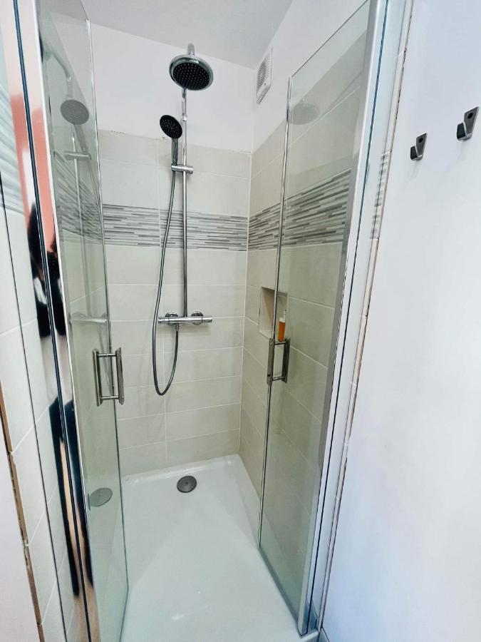 Apartment Le Terra-cota 3 Ch Privees 10' Gare-port Et Plage, Wfi, Cosy *