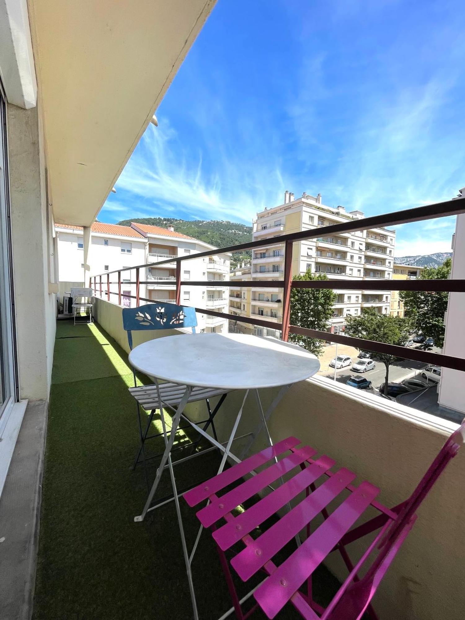 Le Terra-cota 3 Ch Privees 10' Gare-port Et Plage, Wfi, Cosy